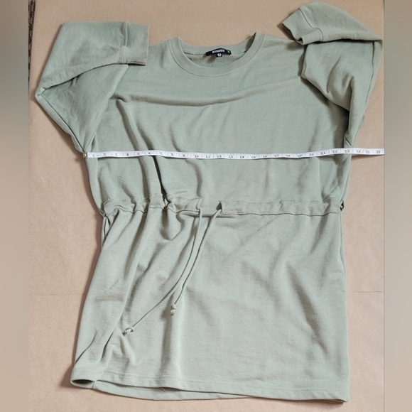 Missguided sweater dress - Picture 2 of 4